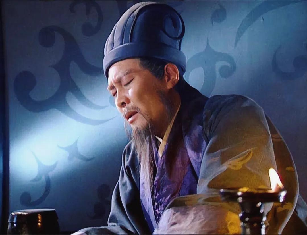 诸葛亮在病逝前点燃49盏灯,表面为续命,实则暗含两大毒计 诸葛亮在病逝前点燃49盏灯,表面为续命,实则暗含两大毒计