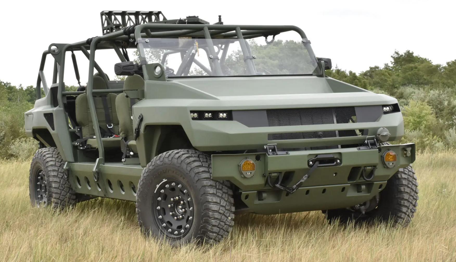 军用车辆也开始纯电化？美国陆军测试悍马EV，电池超过200度