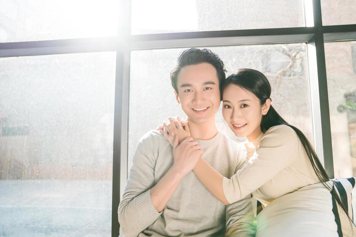 夫妻一方签字举债，对另一方是否有效？