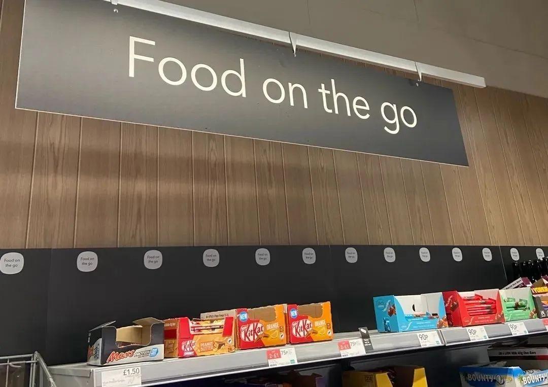 超市货架上“Food on the go”要怎么理解？食物很忙？