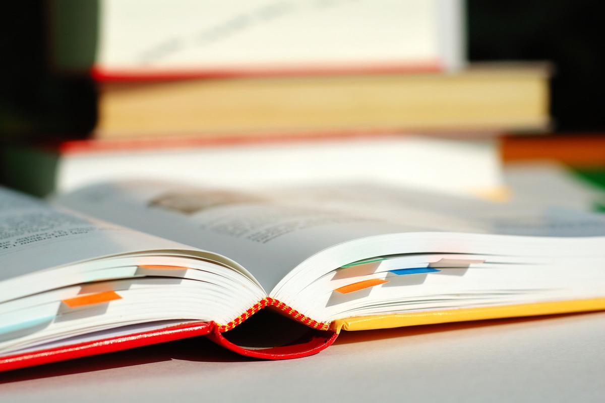 文学创作与鉴赏不能不懂的两个技巧：衬托和对比