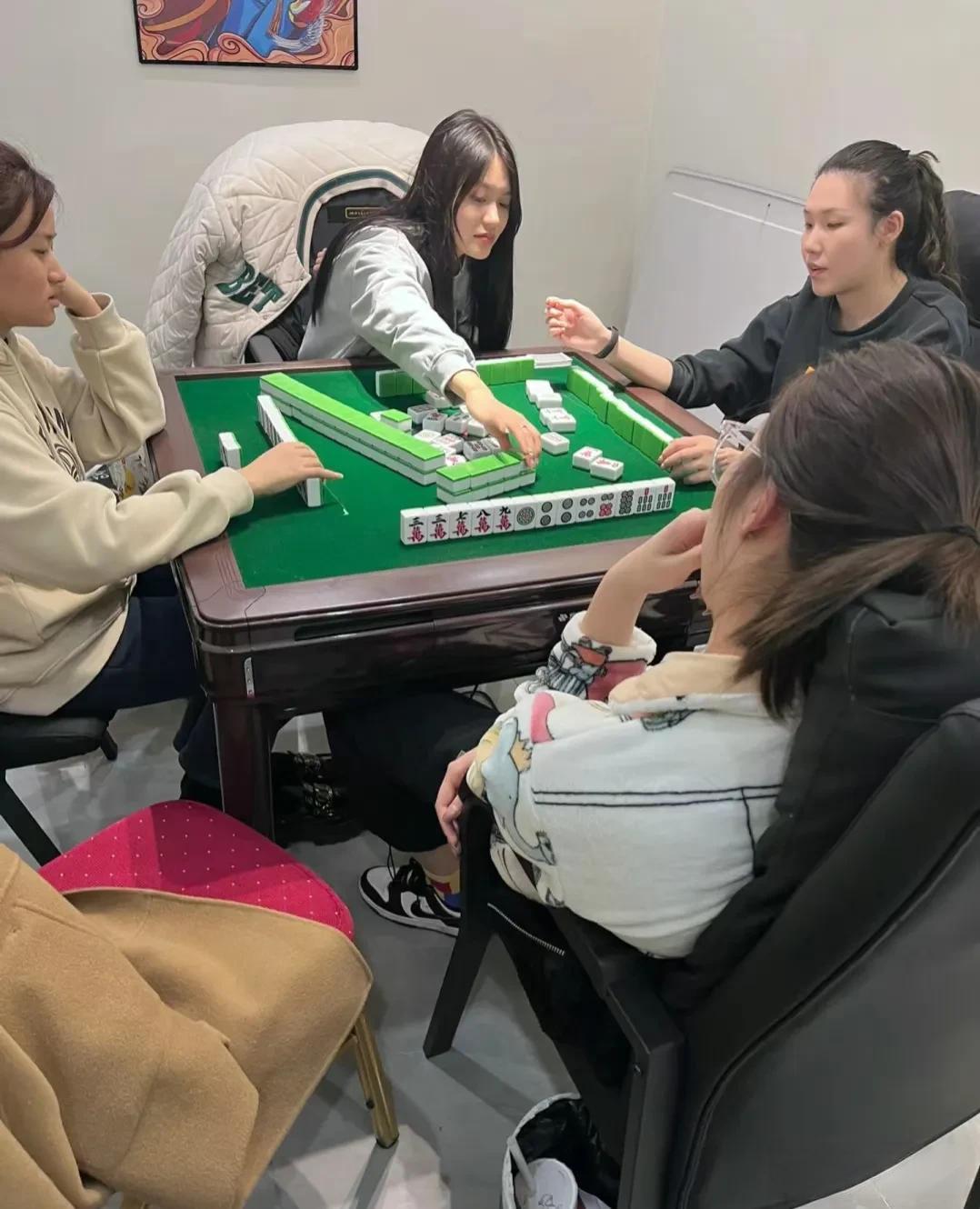 打麻将记住“三三三法则”，再也不怕搓麻将不胡牌！