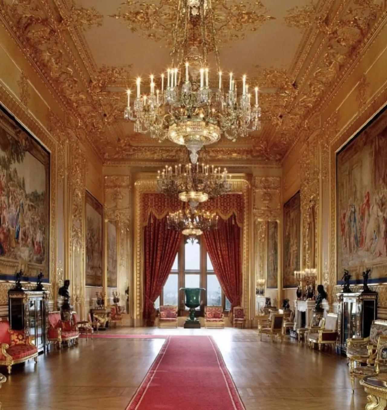 温莎城堡：英国王室历史和文化的象征