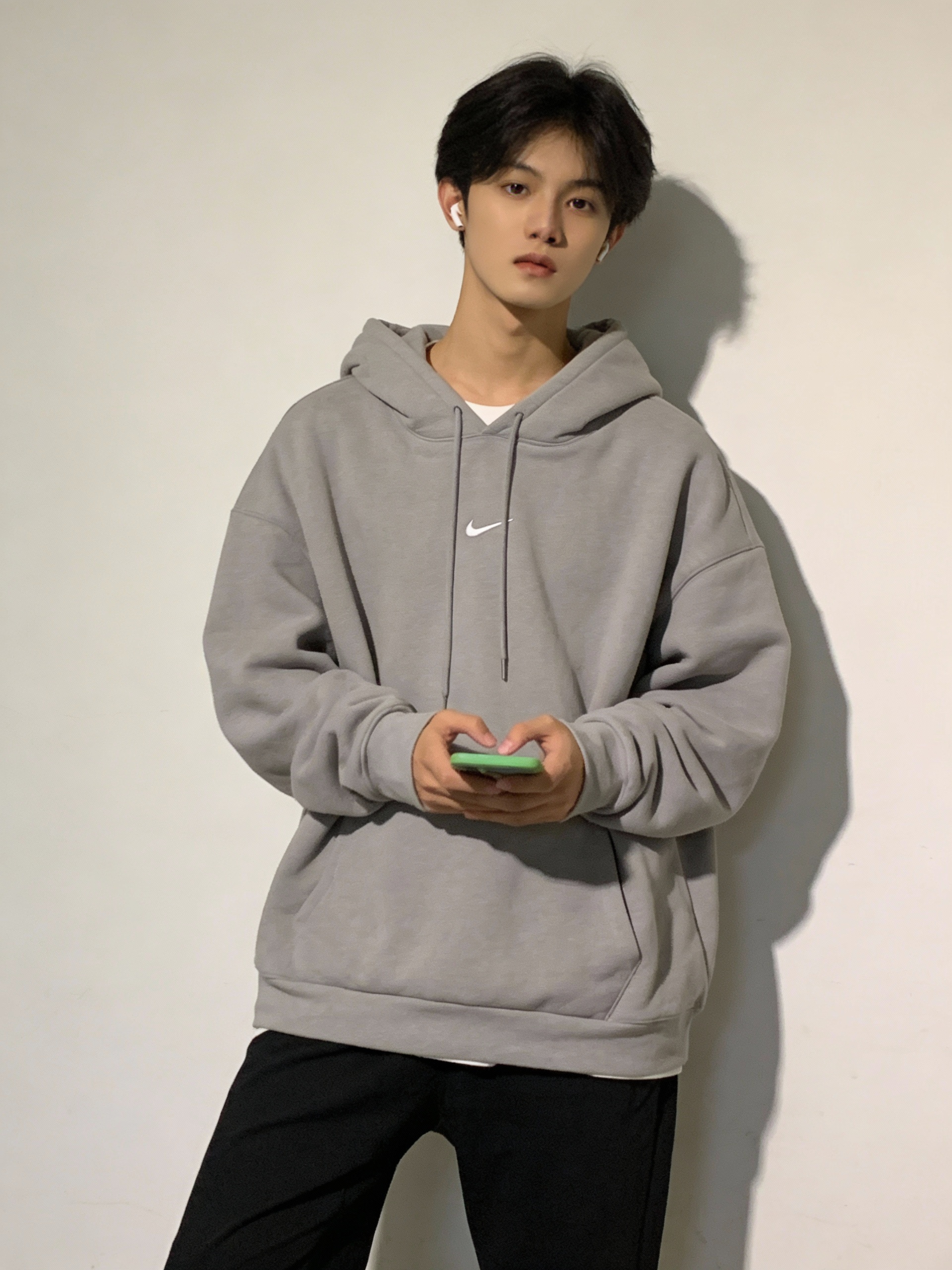 지안 - 질투 많은 친구